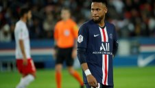 Неймар в Барселона: Търси си 26 млн. евро