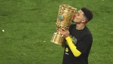 Ман Юнайтед вдигна офертата за Санчо 