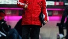 Румениге иска да задържи ван Гаал