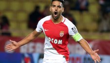 Монако вкара 6 на трагичния Монпелие