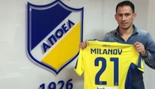 Зетя на Боби Михайлов дебютира с победа в Кипър