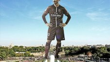 Златан: Махнете Айфеловата кула и сложете моя статуя