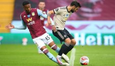 Ман Юнайтед отнесе и Вила, вече е на точка от Лестър