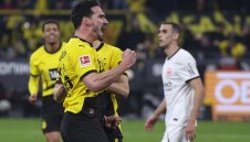 Дортмунд се върна в топ 4 след бой над Айнтрахт 