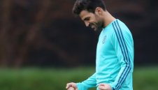 Нов скандал разтресе Челси: Стюард псува Фабрегас