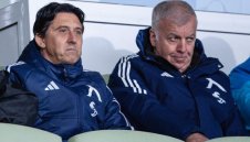 Сираков дърпа "сини" уши след резила срещу Баник