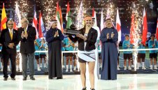 Свитолина смачка Вожняцки и спечели турнира в Дубай