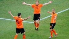 Лалетата разцъфнаха - 2:0 срещу Дания