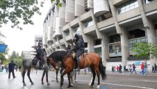 Пазят "Бернабеу" още от днес