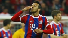 ОФИЦИАЛНО: Тиаго преподписа с Байерн 