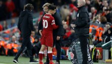 Карагър към Ливърпул: Пуснете Коутиньо в Барса