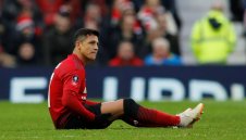 Алексис се завръща за дербито с Арсенал