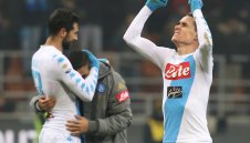 Наполи надхитри Фиорентина и е на 1/2-финал за Купата на Италия