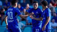 Левски с нова победа, удари сръбски новак