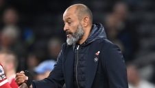 ОФИЦИАЛНО: Тотнъм уволни Нуно Ешпирито Санто