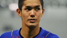 Японец отсвири Челси, за да играе с Неделев