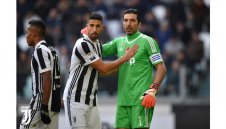 Куп травми застигнаха "старата госпожа" + ВИДЕО И СНИМКИ