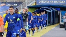 Левски трябва здраво да натиска педала в две посоки