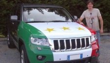 Защитник на Юве сложи 3 звезди на джипа си