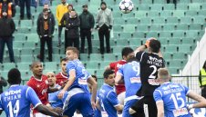 "Син" ветеран за капитана на Левски: Стои като пикаеща крава