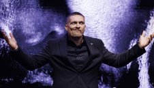 Усик ще манипулира съдиите на битката с Фюри