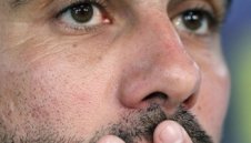 Абрамович позлатява Гуардиола
