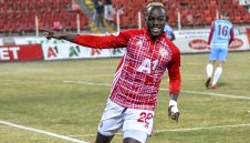 ЦСКА ликува в Търново и притисна Левски и Лудогорец + ВИДЕО