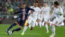 Финансова криза? ПСЖ позлатява Мбапе