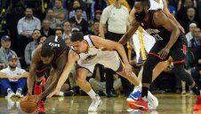 Голдът Стейт стигна 10 поредни победи