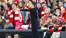 Да го уволняват? Шави заплаши да избяга от Барса!