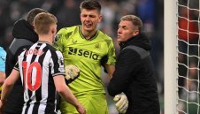 Потвърдено. Свраките загубиха титулярния си вратар за 4 месеца