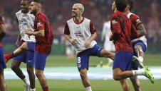 Атлетико дава "шах" на Барса с Гризи