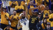 Крило продължава да прави въртели на Голдън Стейт в НБА