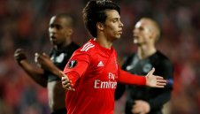 Фамозен Жоао Феликс с хеттрик и асистенция при успех на Бенфика над Айнтрахт