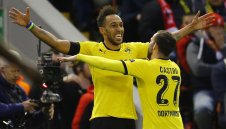 Дортмунд трепери, Обамеянг се контузи