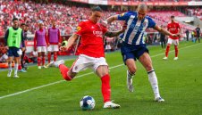 Бенфика шокира Юнайтед, иска космическа сума за Нунес