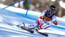 Лара Гут и Винсент Крахмайр с първи световни титли