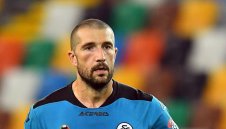 Дерменджиев размислил и погледнал към Гълъбинов