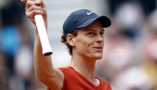 Синер говори за завръщането си