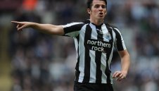 Няколко клуба на опашката за Джоуи