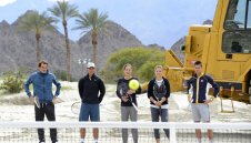 Легенди! Джокович, Надал и Федерер помагат на тенисисти с финансови проблеми