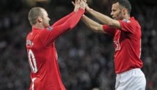 Манчестър Юнайтед с безапелационно 2:0 срещу Портсмут