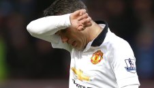 Юнайтед загуби ван Перси за месец