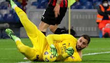 Райола извива ръцете на Милан заради Донарума