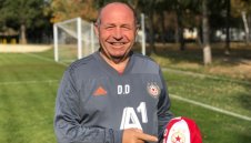 Още двама се отказаха от парите си в полза на ДЮШ на ЦСКА
