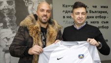 Левски сяда на преговори с Ники Михайлов за нов договор