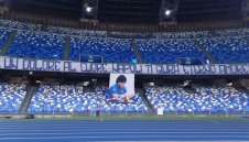 Има ли право? Футболистка отказа да отдаде почит на Марадона + СНИМКА 