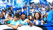 Защо крахът на Порто зарадва Бенфика и натъжи Спортинг