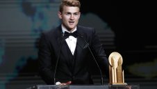 Де Лихт не се вижда на "Олд Трафорд"