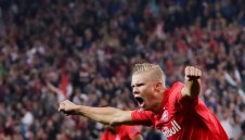 Сензацията Халанд отсвирва Барса и Юнайтед заради Дортмунд?